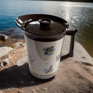 Vtg Les Kouba Thermo Serv Pitcher w Lid 55 oz  Insulated Duck Goose USA Country